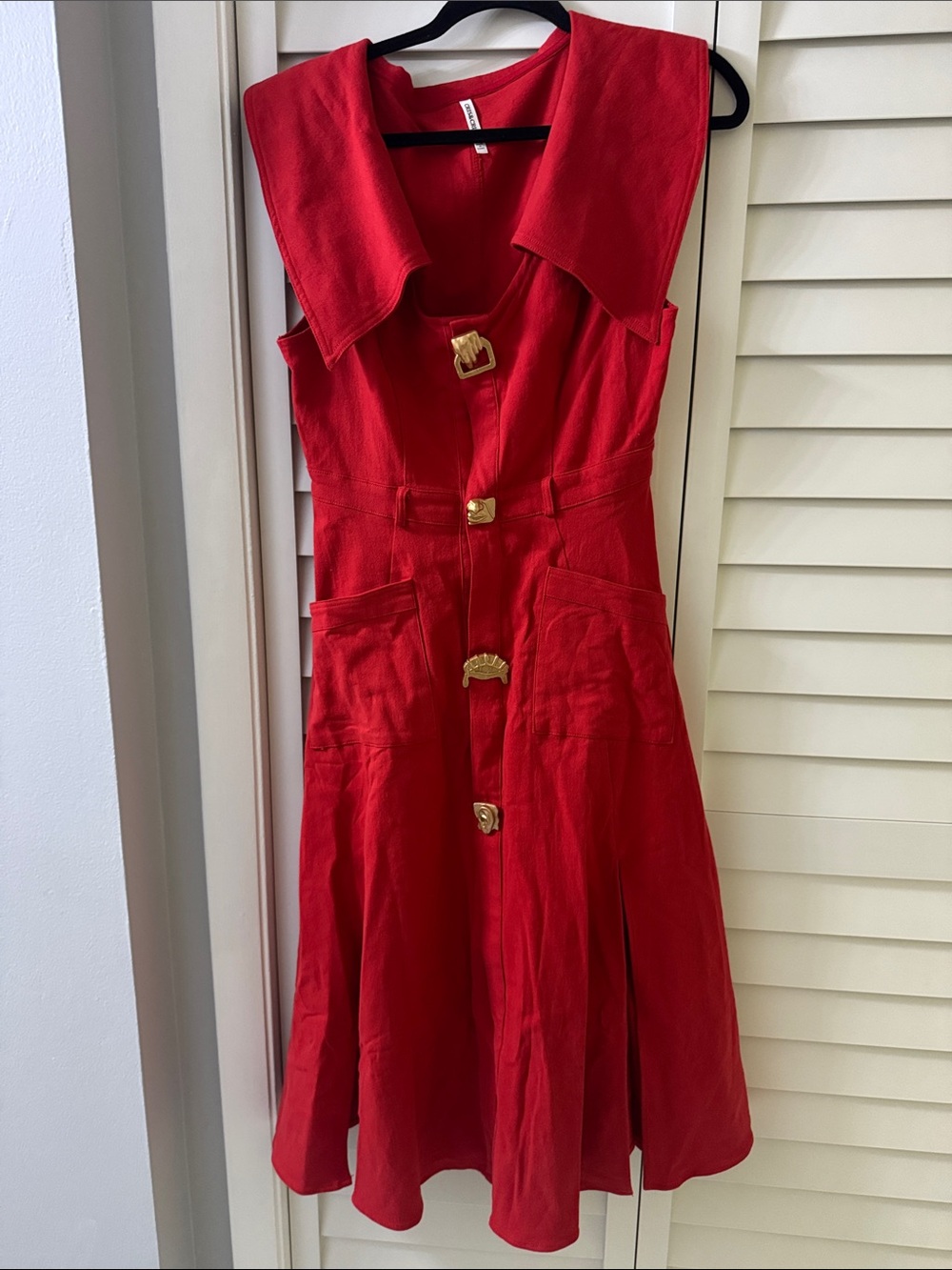 Red Sleeveless Button-Front Dress